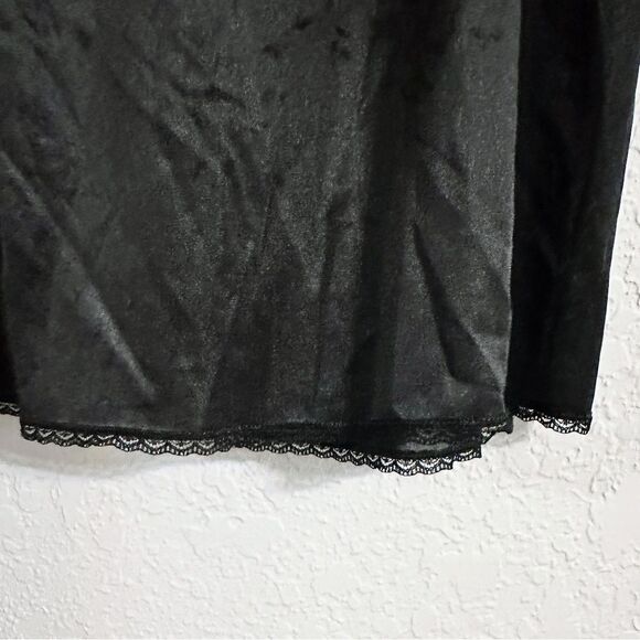 Vintage Black Slip - Picture 2 of 3